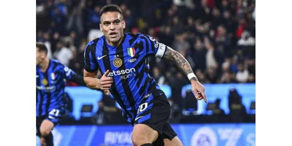 Lautaro Martínez scoorde twee doelpunten in één Champions League-wedstrijd Lautaro Martínez scoorde twee doelpunten in één Champions League-wedstrijd